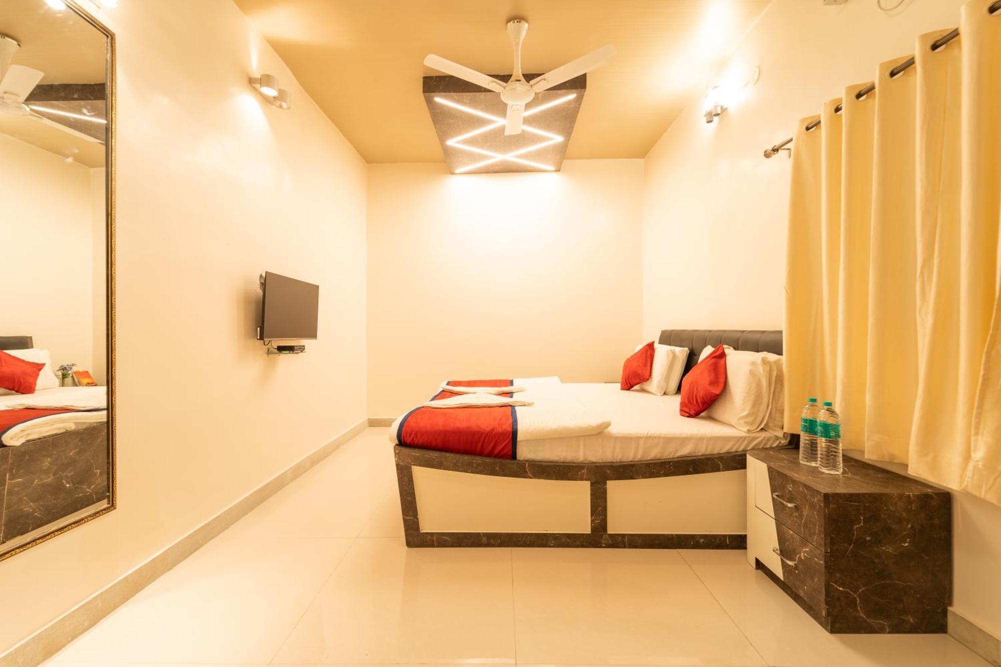Seasons Suites - Hbr Bangalore Værelse billede