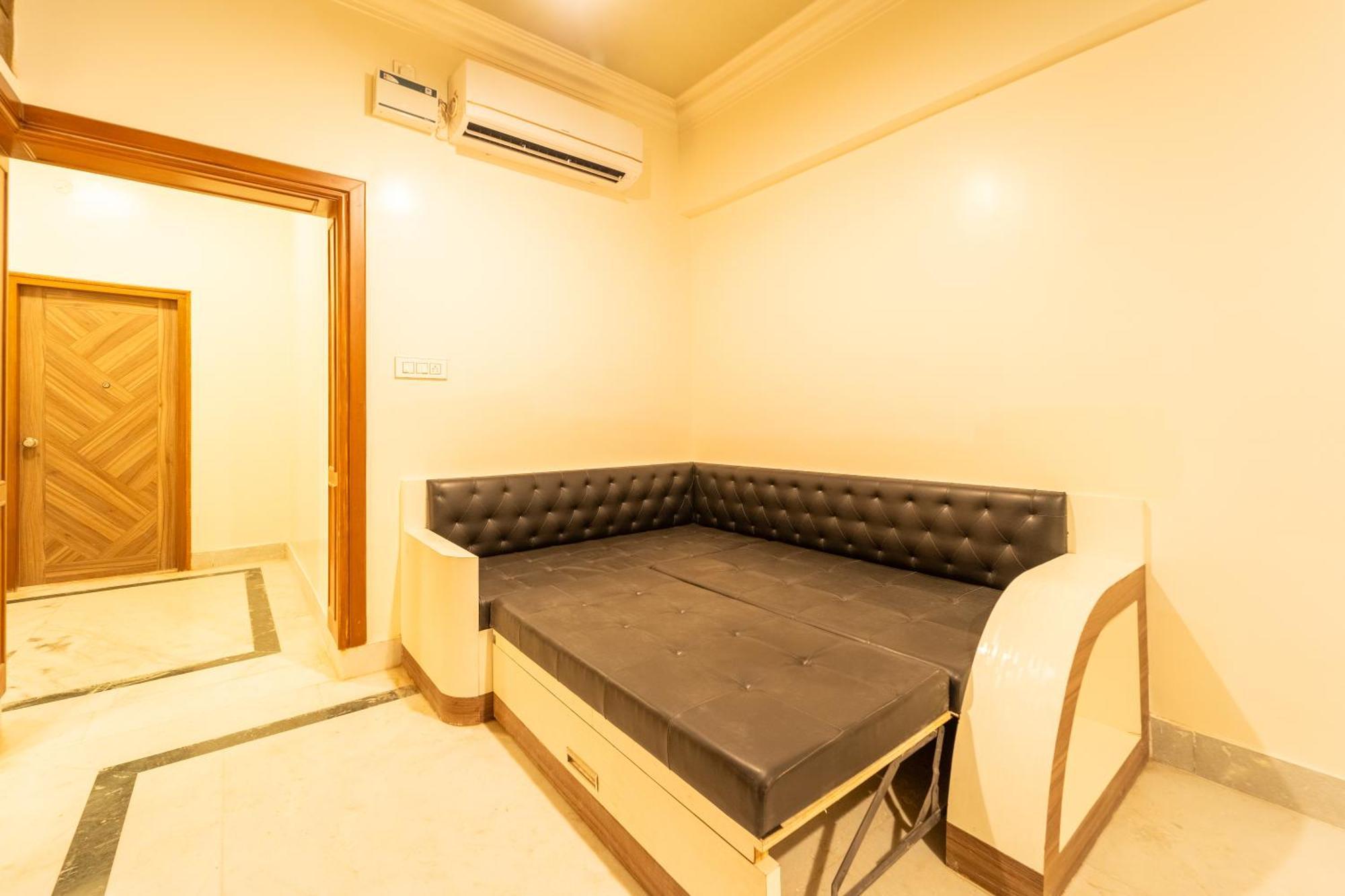 Seasons Suites - Hbr Bangalore Værelse billede