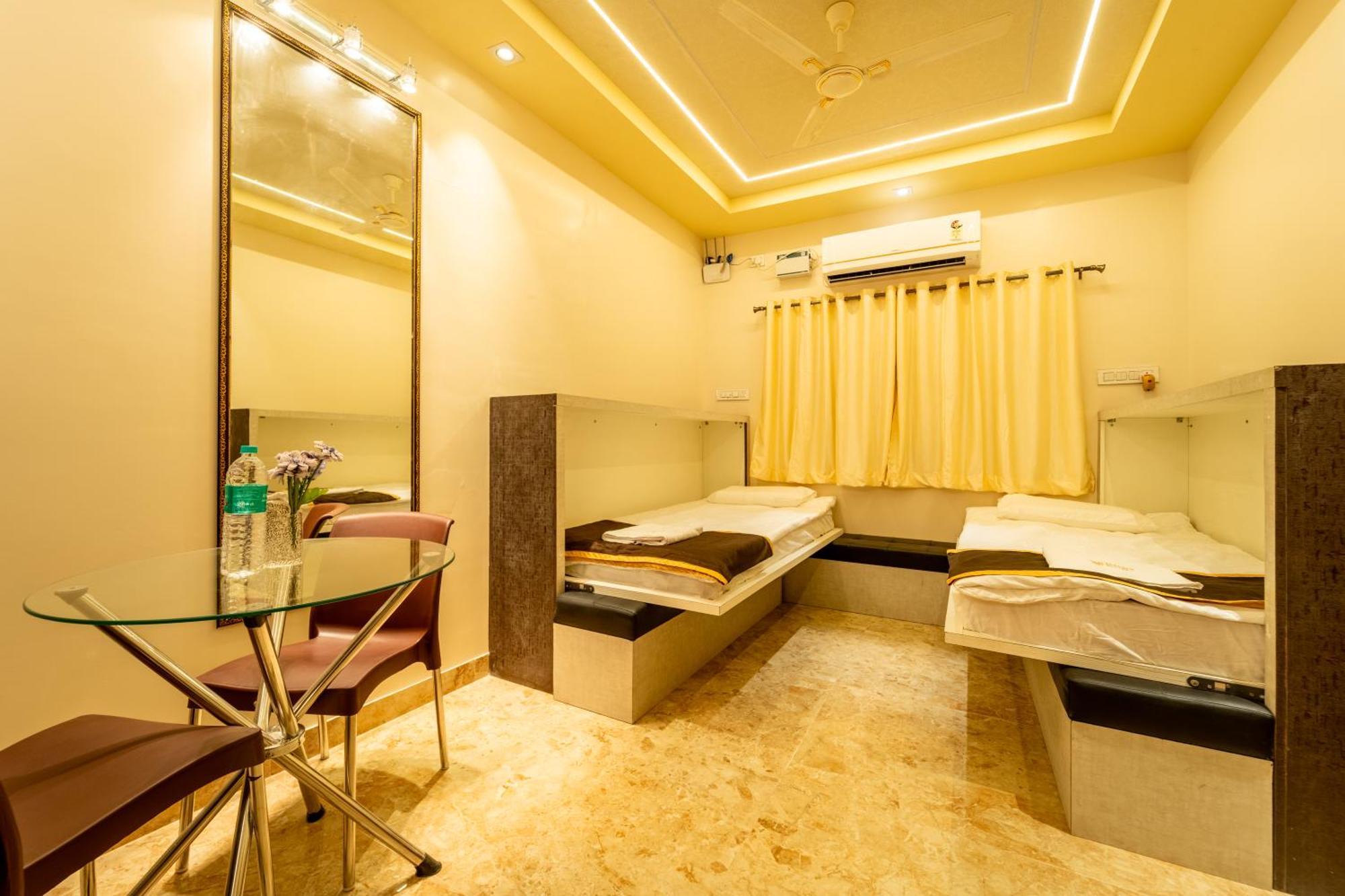 Seasons Suites - Hbr Bangalore Værelse billede