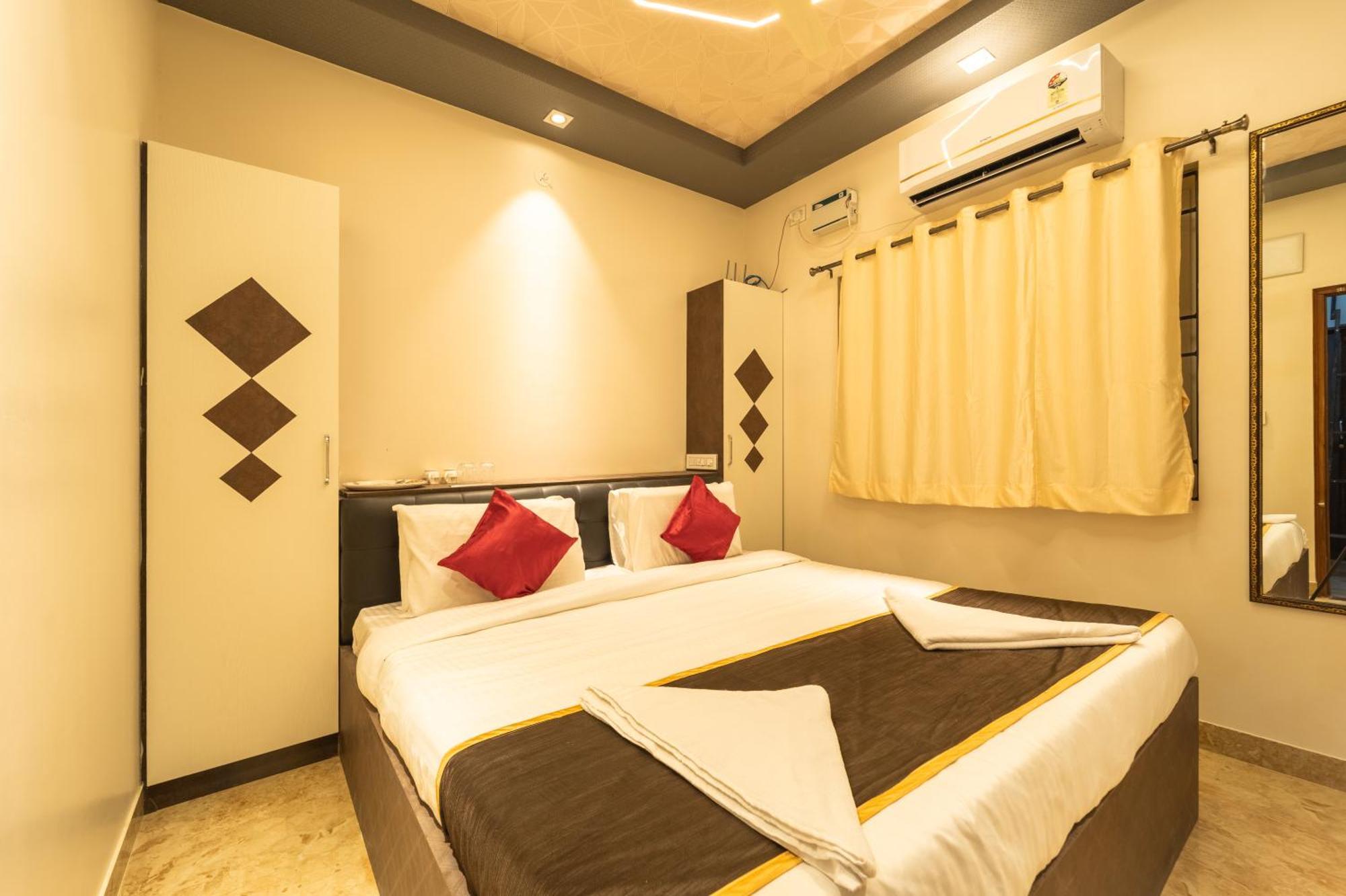 Seasons Suites - Hbr Bangalore Værelse billede