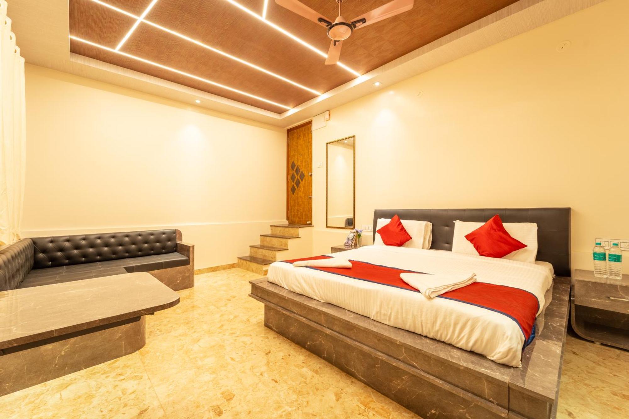 Seasons Suites - Hbr Bangalore Værelse billede