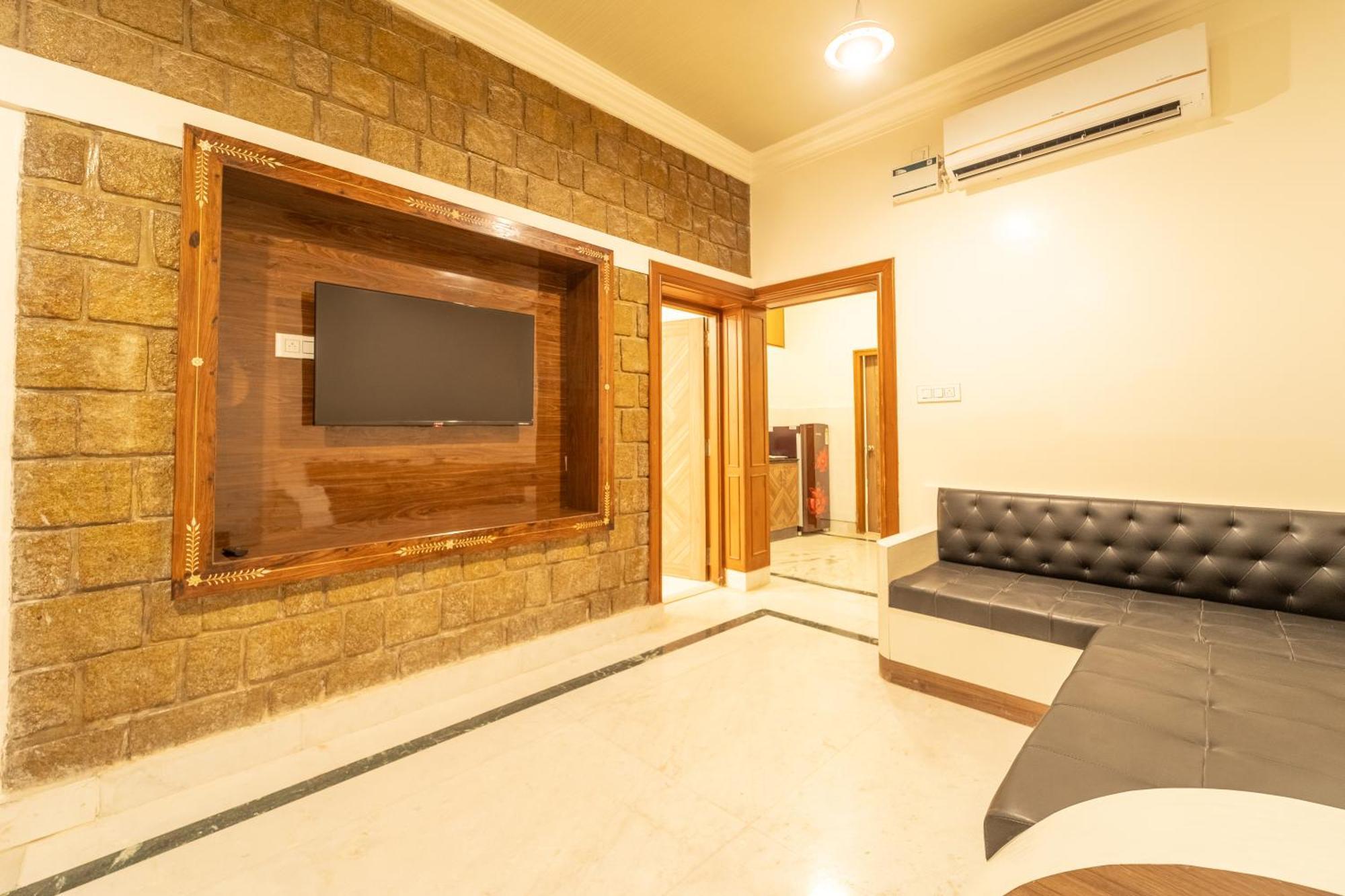 Seasons Suites - Hbr Bangalore Eksteriør billede