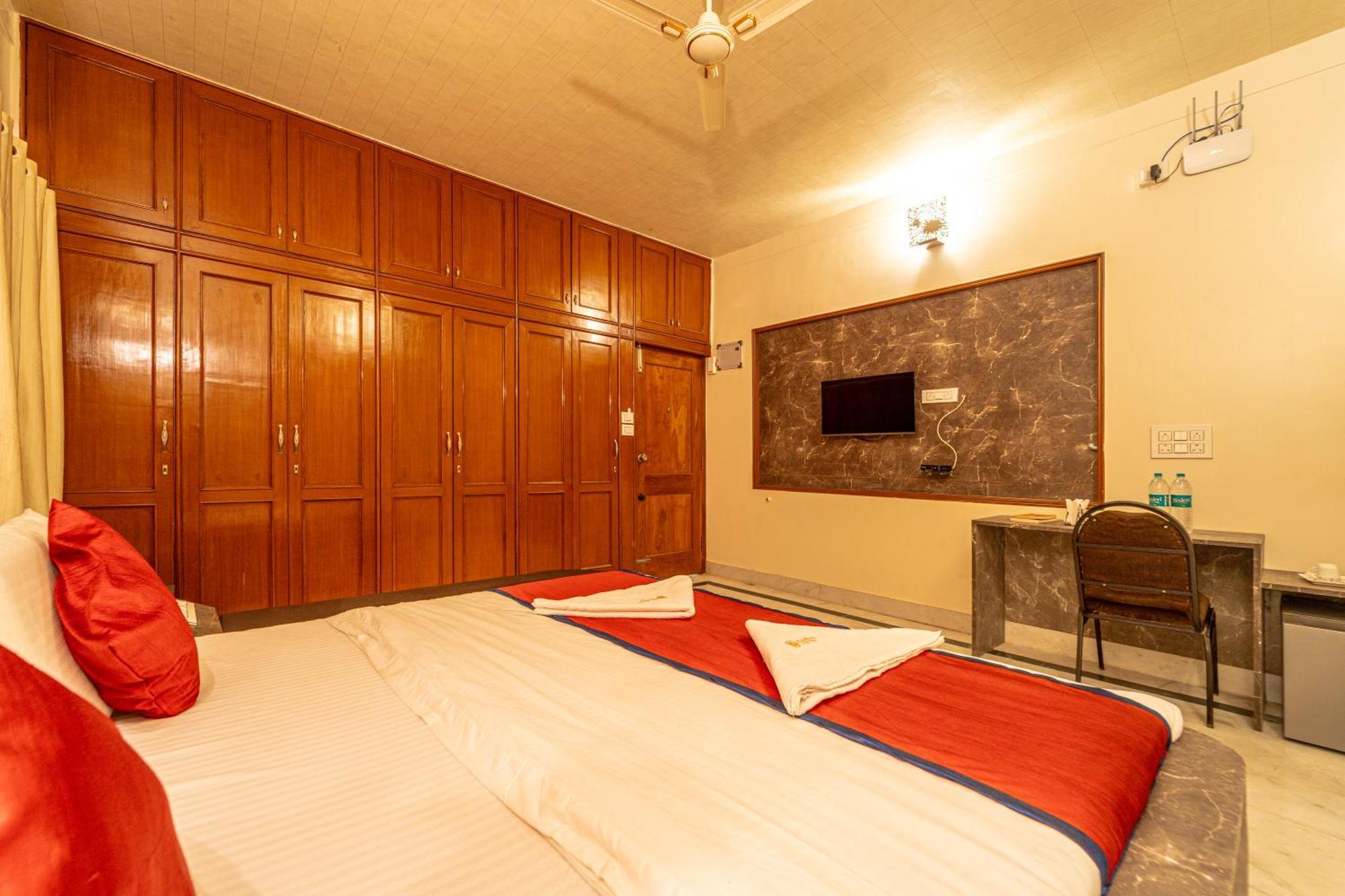 Seasons Suites - Hbr Bangalore Værelse billede