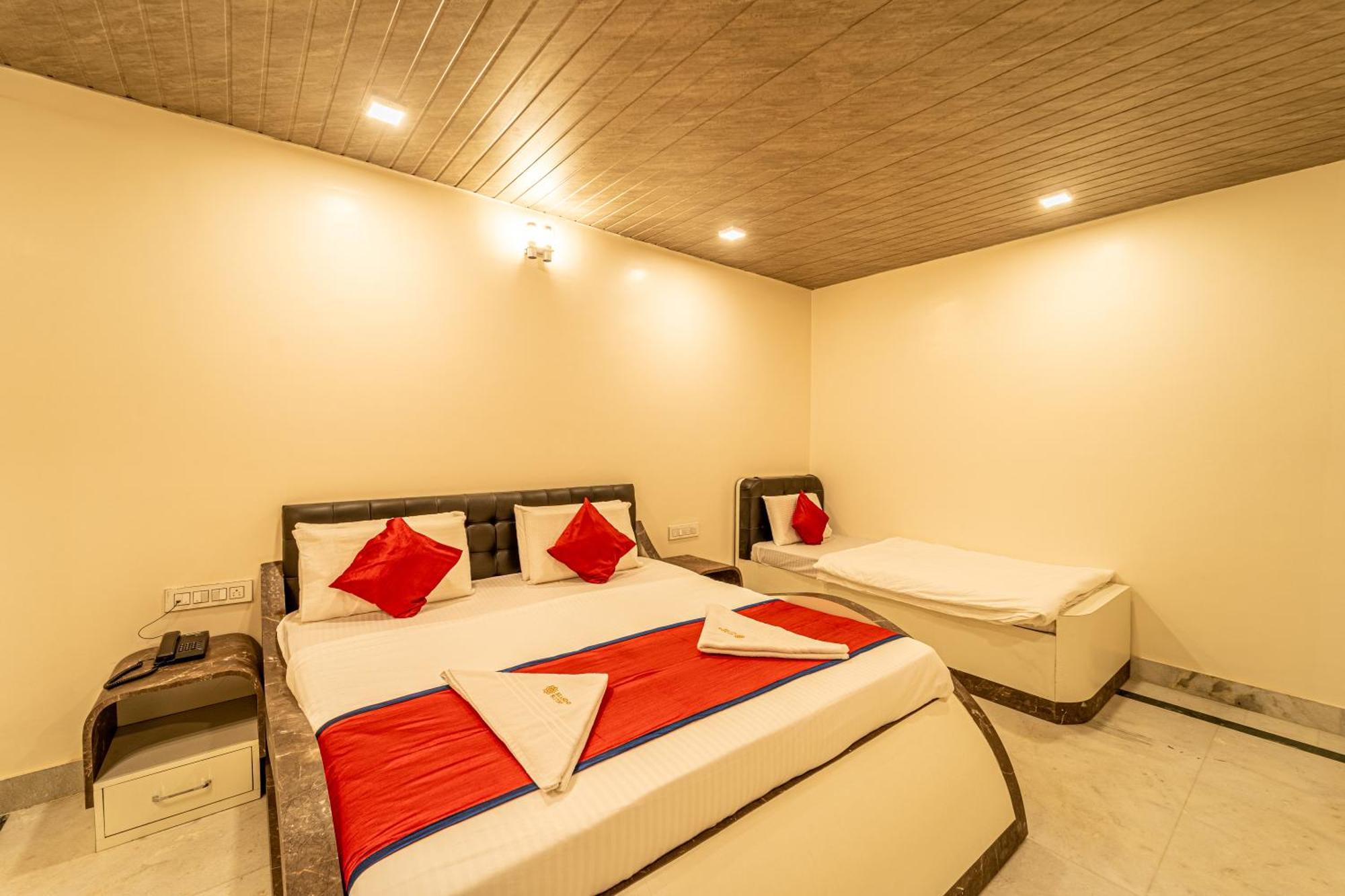 Seasons Suites - Hbr Bangalore Eksteriør billede