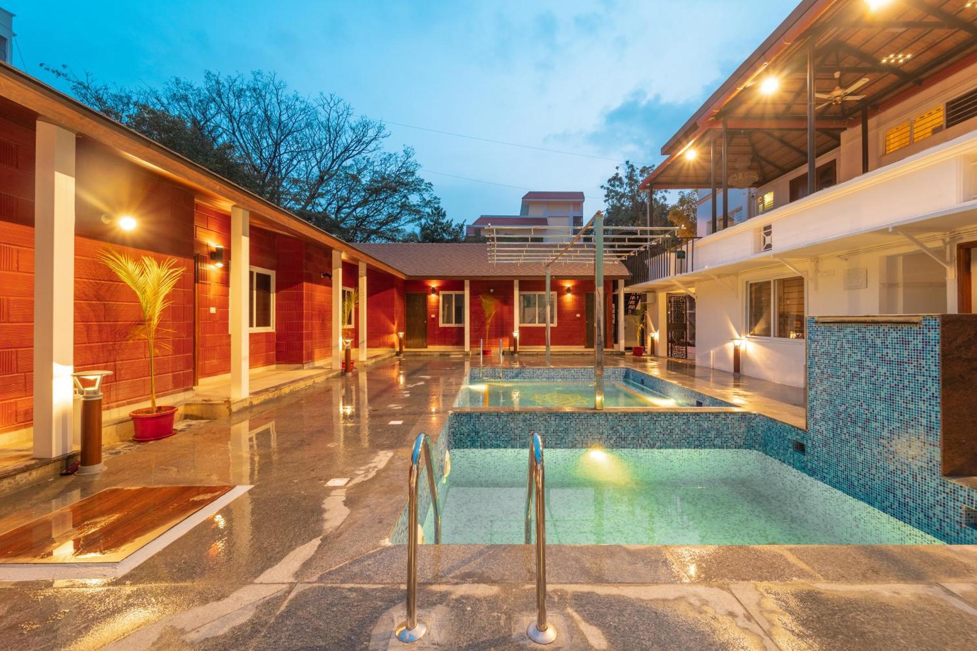 Seasons Suites - Hbr Bangalore Eksteriør billede