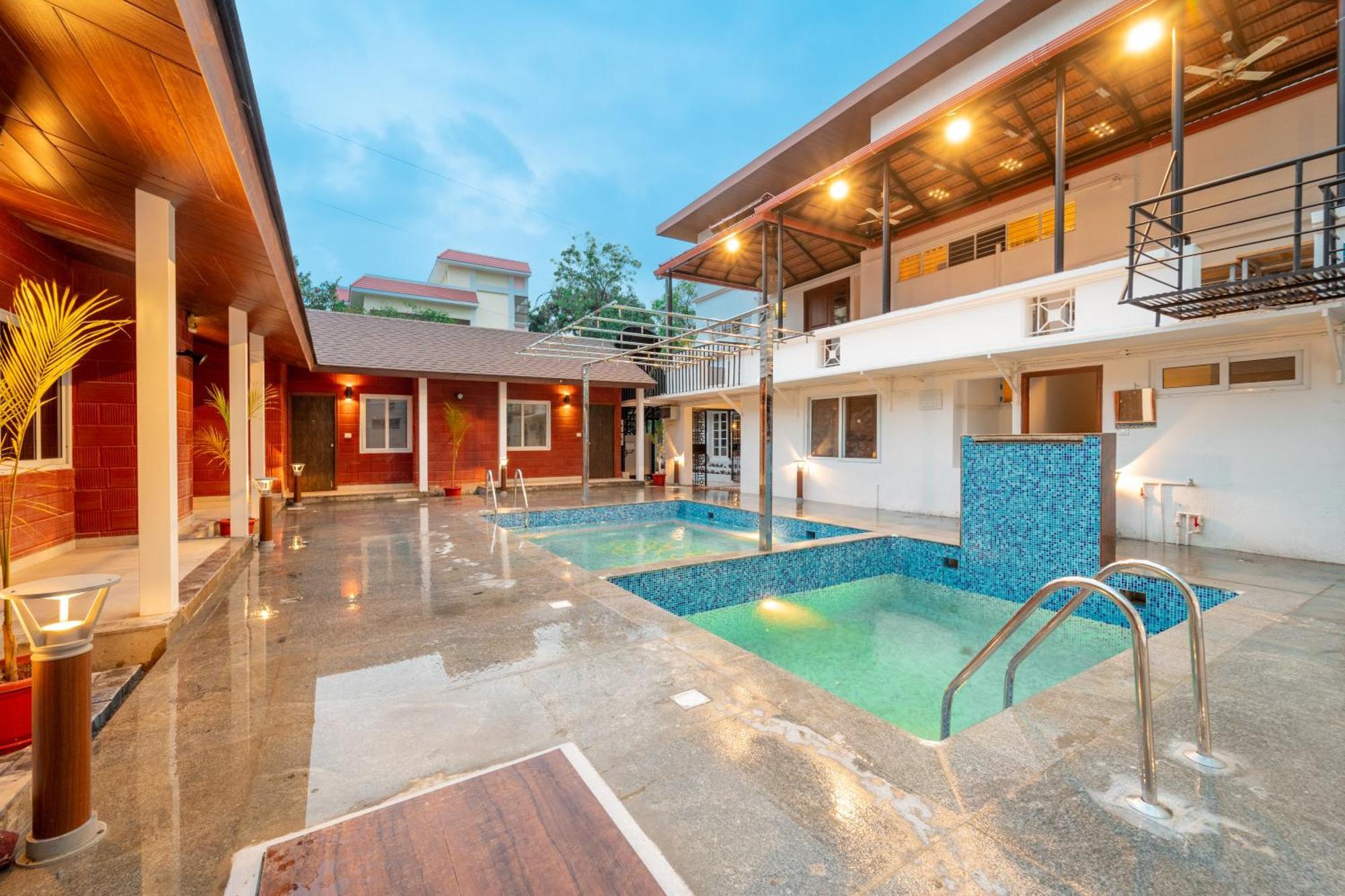 Seasons Suites - Hbr Bangalore Eksteriør billede