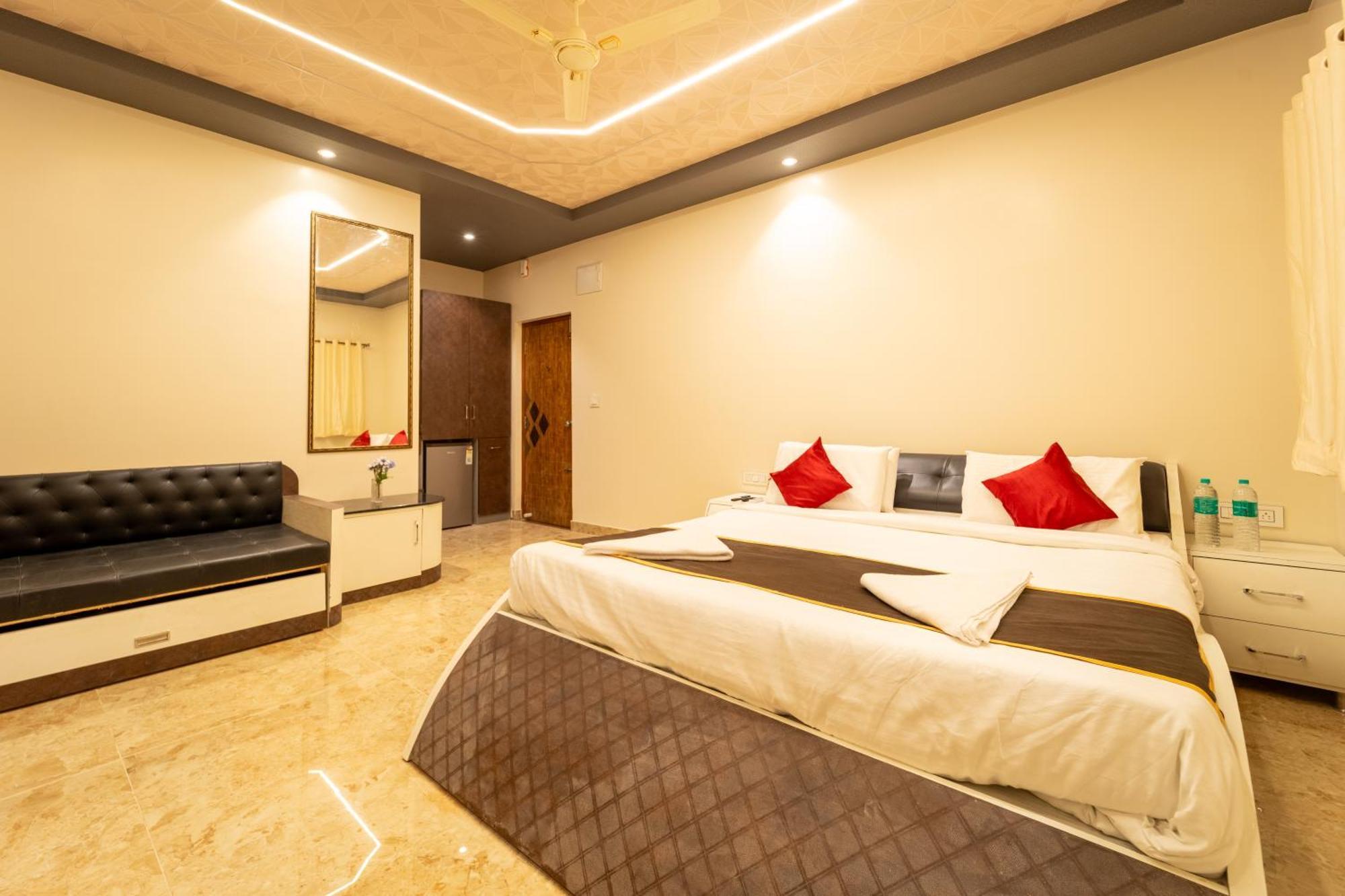 Seasons Suites - Hbr Bangalore Eksteriør billede